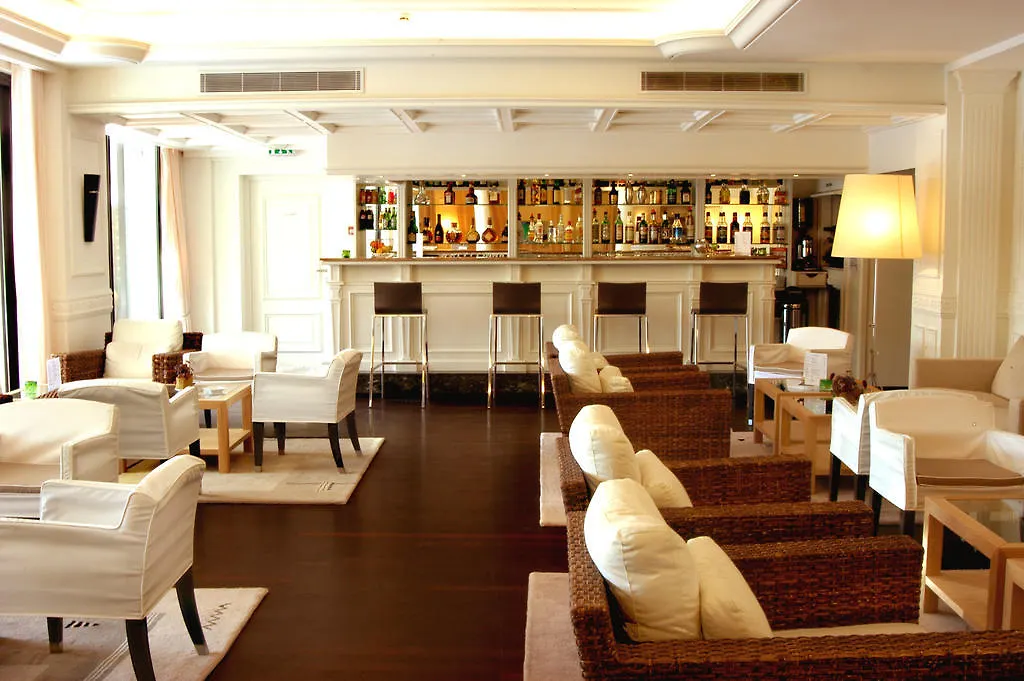 Hotel Napoleon Mentona 4*,  Francja