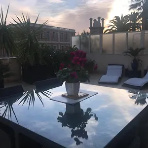 Apartment Terrasse Dans Palace Centre