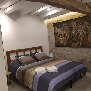 proche-vichy-studio-dans-ancienne-ferme.hotels-rhonealpes.com/